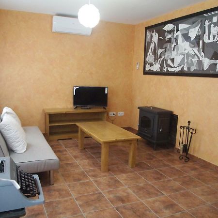Apartamento Rural "Las Escuelas" San Bartolomé de las Abiertas المظهر الخارجي الصورة