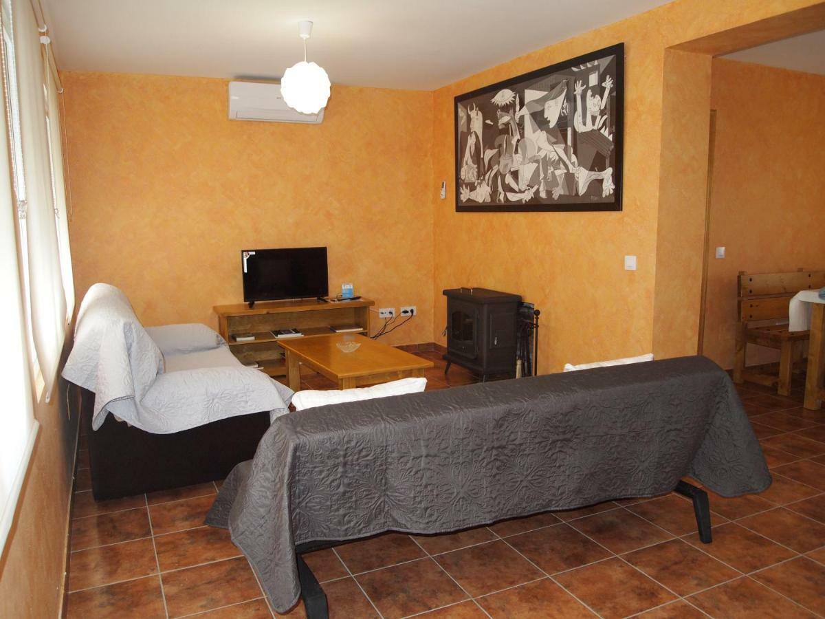 Apartamento Rural "Las Escuelas" San Bartolomé de las Abiertas المظهر الخارجي الصورة