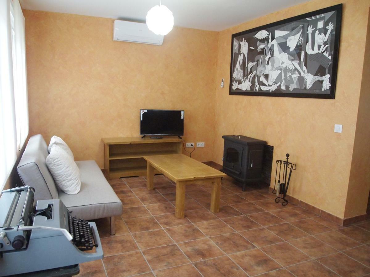 Apartamento Rural "Las Escuelas" San Bartolomé de las Abiertas المظهر الخارجي الصورة