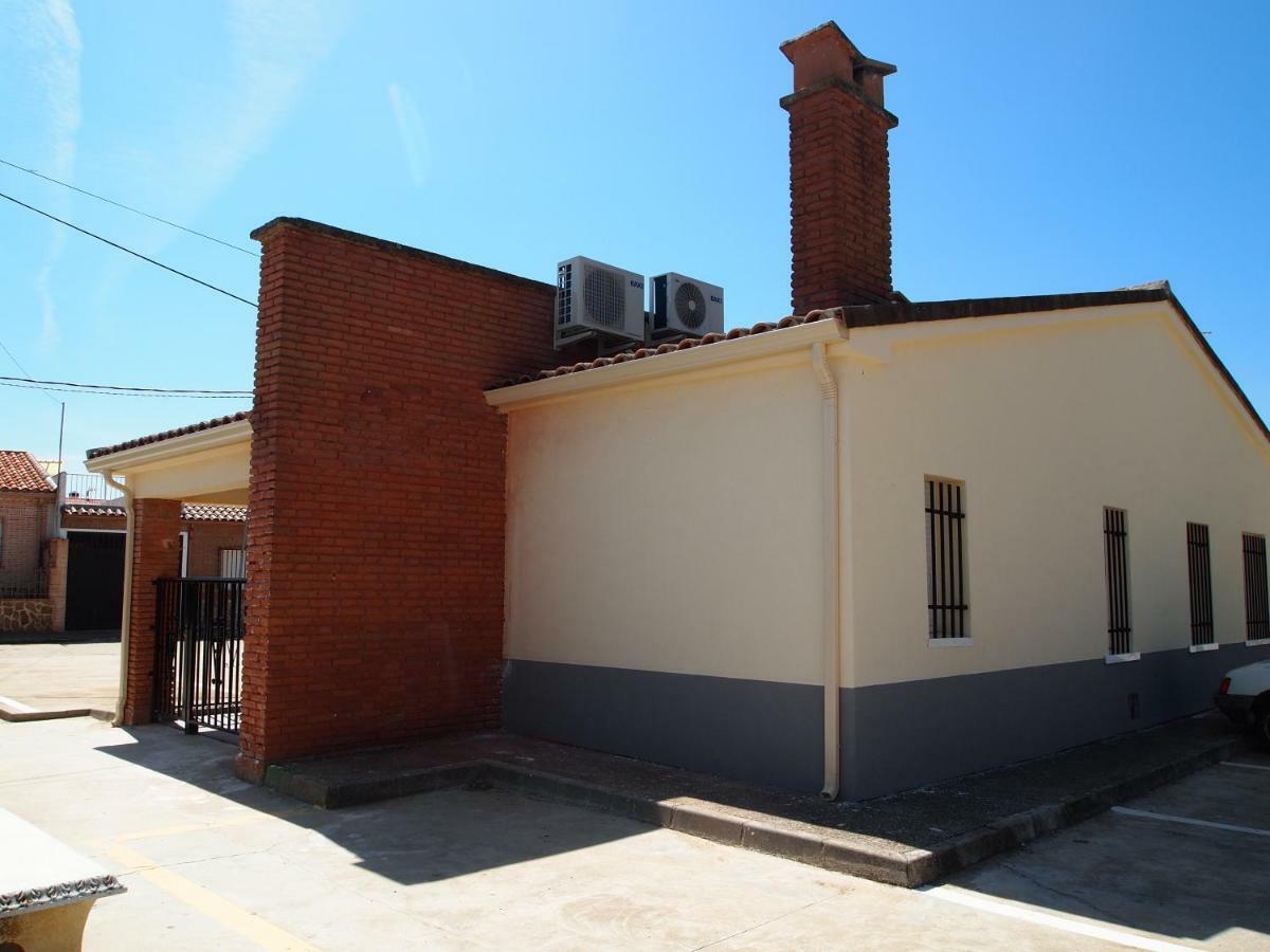 Apartamento Rural "Las Escuelas" San Bartolomé de las Abiertas المظهر الخارجي الصورة